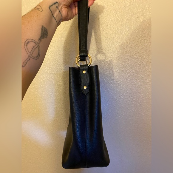 EUC Coach Bucket Bag - Picture 5 of 7